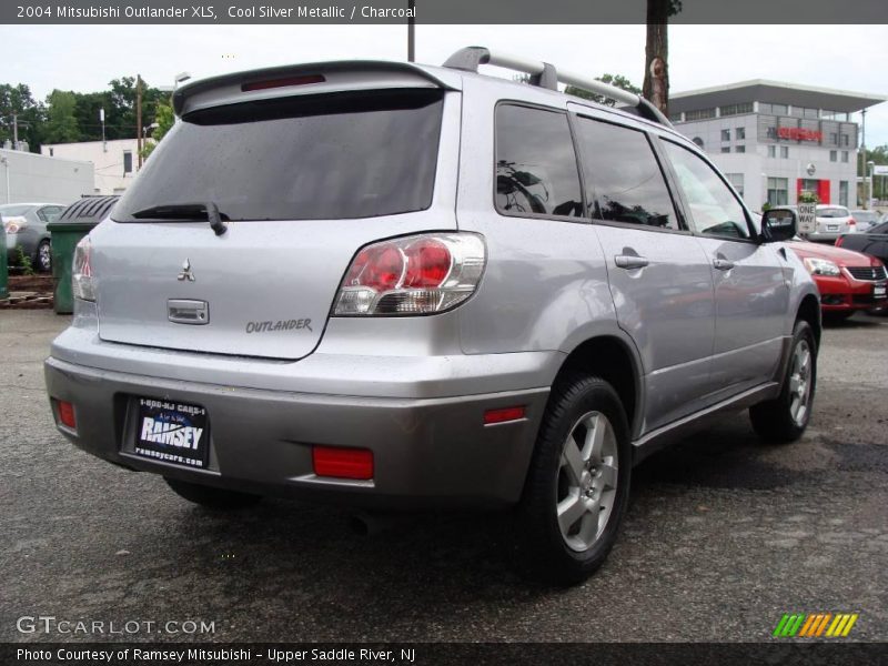 Cool Silver Metallic / Charcoal 2004 Mitsubishi Outlander XLS