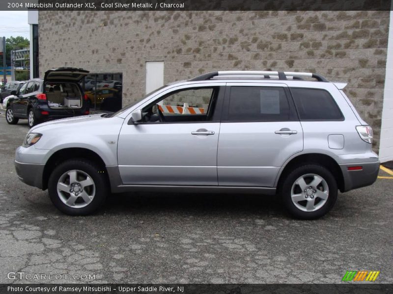 Cool Silver Metallic / Charcoal 2004 Mitsubishi Outlander XLS