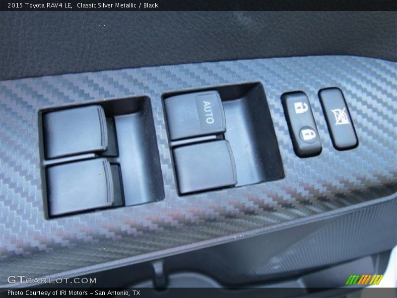 Classic Silver Metallic / Black 2015 Toyota RAV4 LE