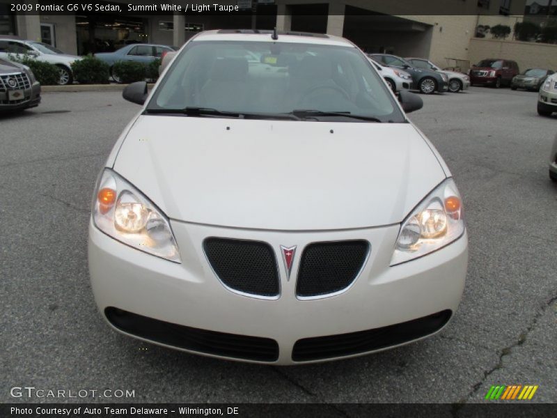 Summit White / Light Taupe 2009 Pontiac G6 V6 Sedan