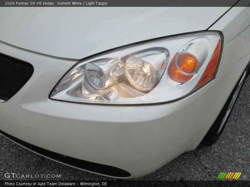 Summit White / Light Taupe 2009 Pontiac G6 V6 Sedan