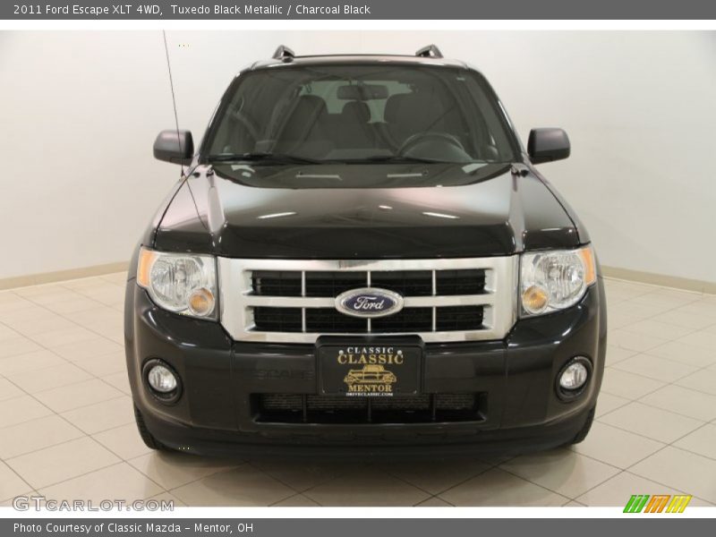 Tuxedo Black Metallic / Charcoal Black 2011 Ford Escape XLT 4WD
