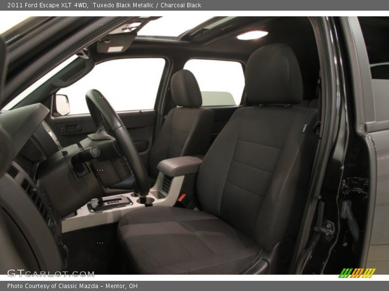 Tuxedo Black Metallic / Charcoal Black 2011 Ford Escape XLT 4WD