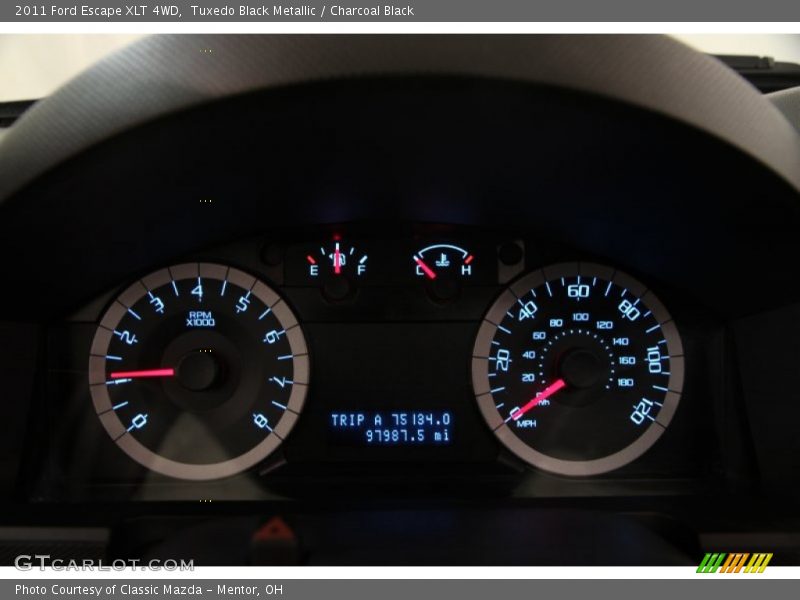 Tuxedo Black Metallic / Charcoal Black 2011 Ford Escape XLT 4WD