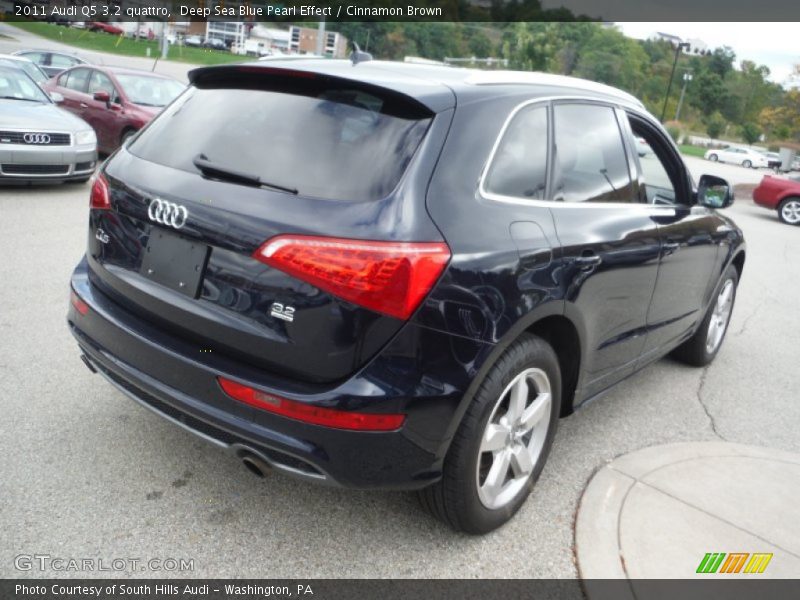 Deep Sea Blue Pearl Effect / Cinnamon Brown 2011 Audi Q5 3.2 quattro