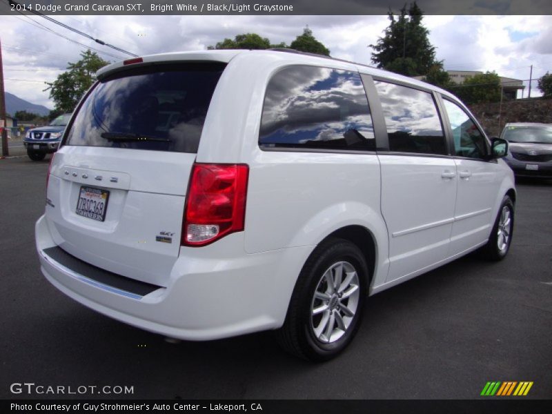 Bright White / Black/Light Graystone 2014 Dodge Grand Caravan SXT