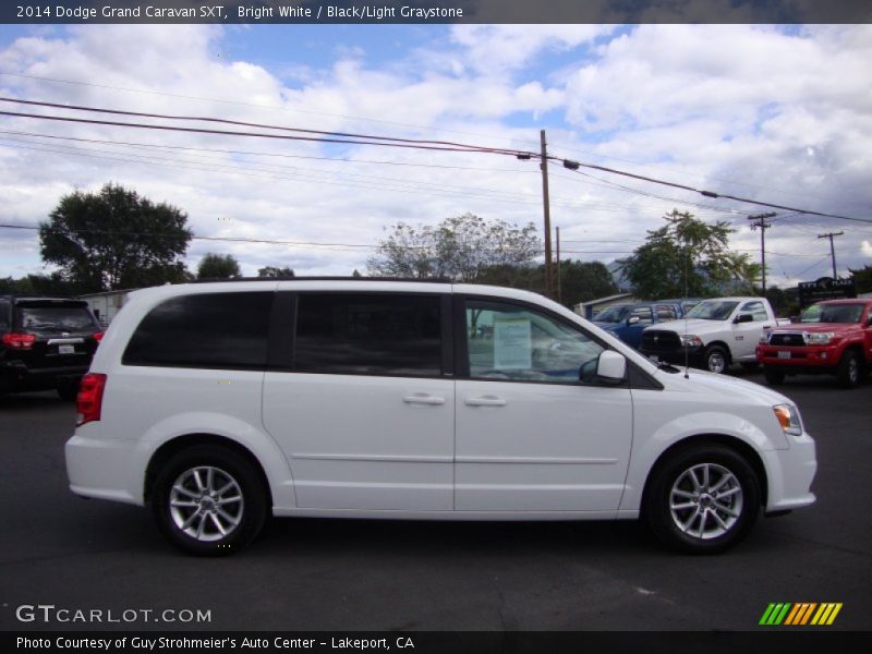 Bright White / Black/Light Graystone 2014 Dodge Grand Caravan SXT