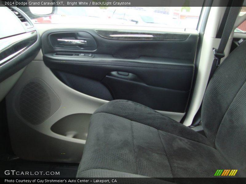 Bright White / Black/Light Graystone 2014 Dodge Grand Caravan SXT