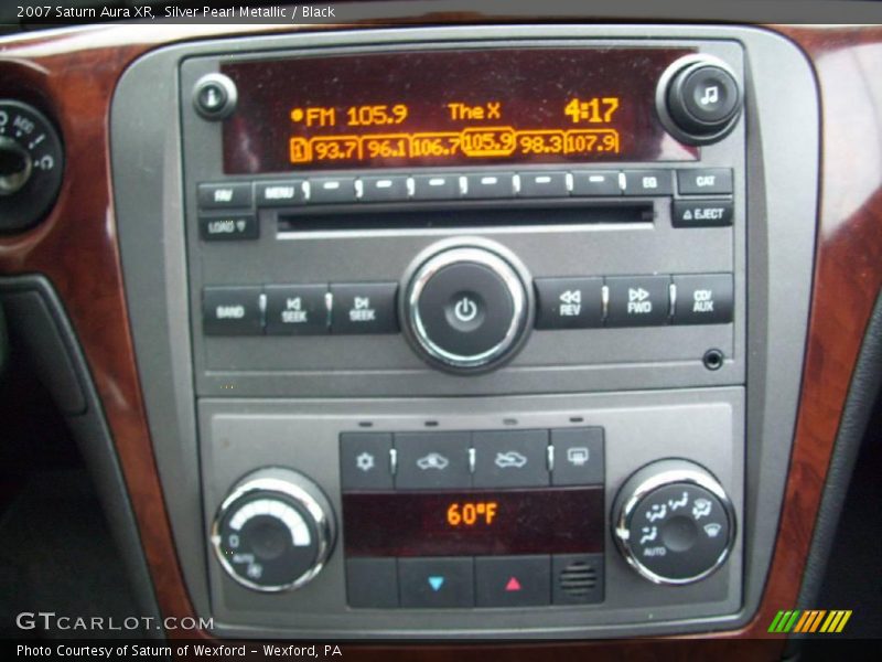 Silver Pearl Metallic / Black 2007 Saturn Aura XR