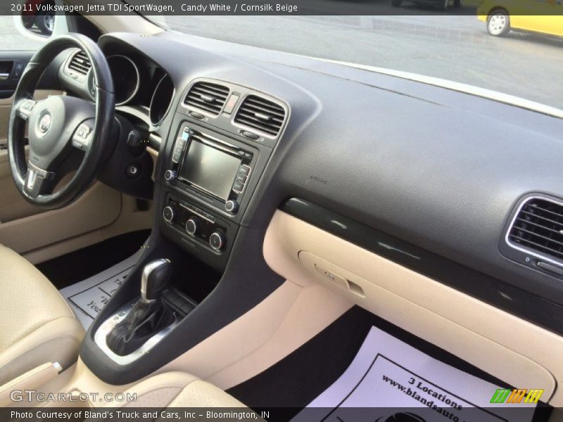 Candy White / Cornsilk Beige 2011 Volkswagen Jetta TDI SportWagen
