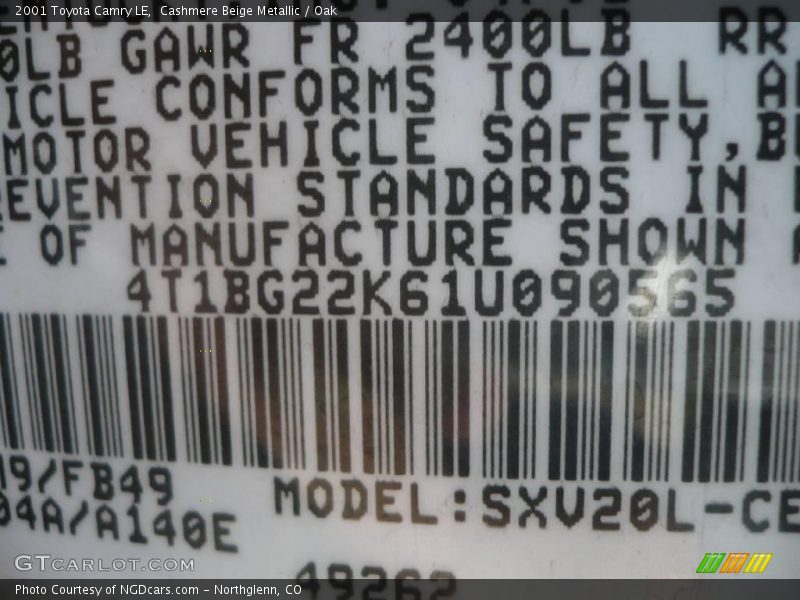 Cashmere Beige Metallic / Oak 2001 Toyota Camry LE