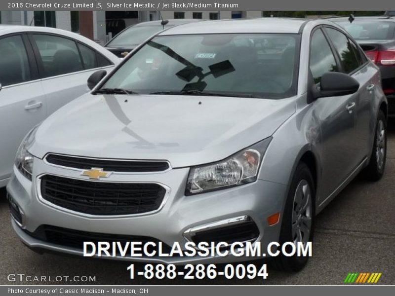 Silver Ice Metallic / Jet Black/Medium Titanium 2016 Chevrolet Cruze Limited LS