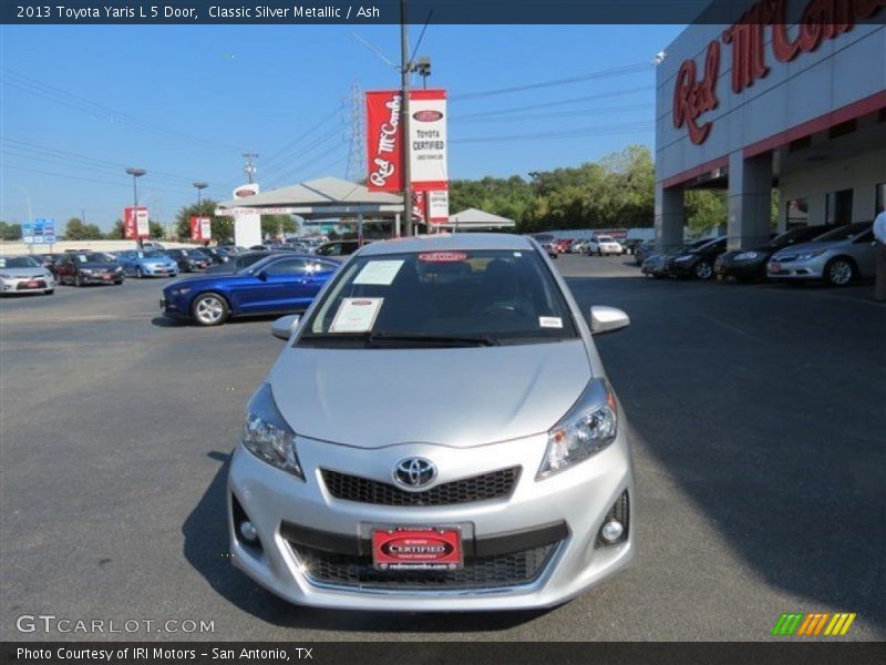 Classic Silver Metallic / Ash 2013 Toyota Yaris L 5 Door