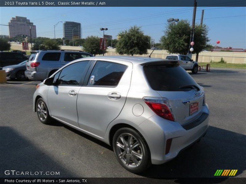Classic Silver Metallic / Ash 2013 Toyota Yaris L 5 Door