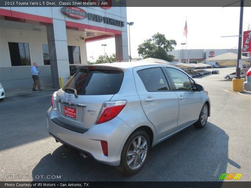 Classic Silver Metallic / Ash 2013 Toyota Yaris L 5 Door