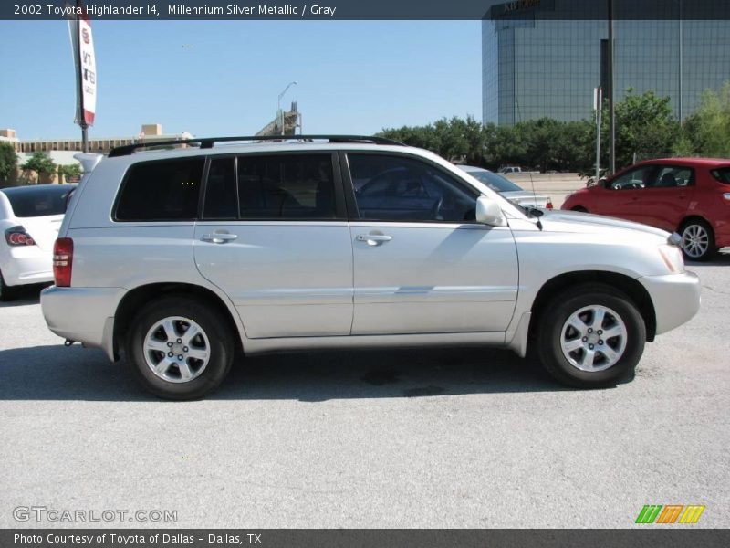 Millennium Silver Metallic / Gray 2002 Toyota Highlander I4