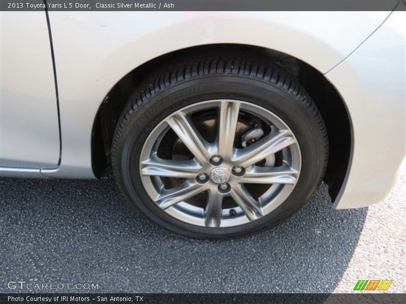 Classic Silver Metallic / Ash 2013 Toyota Yaris L 5 Door