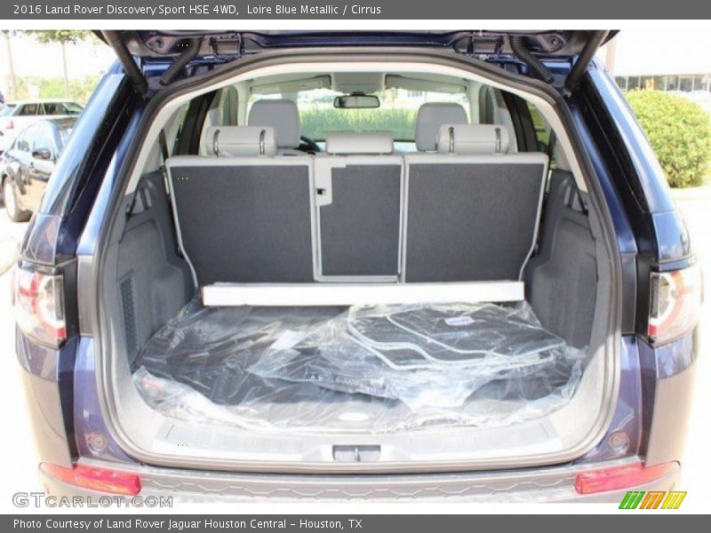  2016 Discovery Sport HSE 4WD Trunk