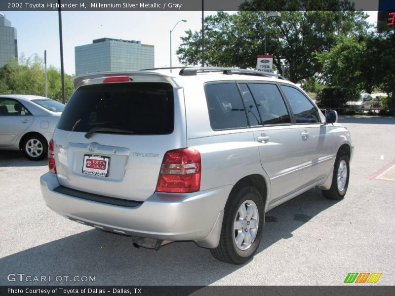 Millennium Silver Metallic / Gray 2002 Toyota Highlander I4