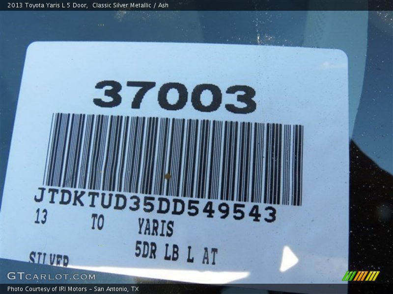 Classic Silver Metallic / Ash 2013 Toyota Yaris L 5 Door