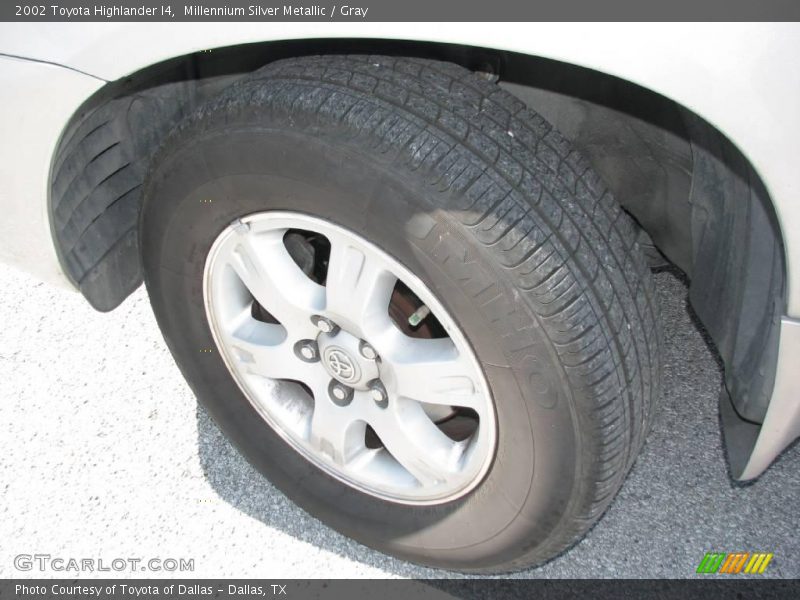 Millennium Silver Metallic / Gray 2002 Toyota Highlander I4