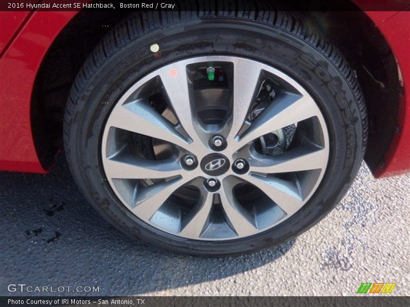  2016 Accent SE Hatchback Wheel
