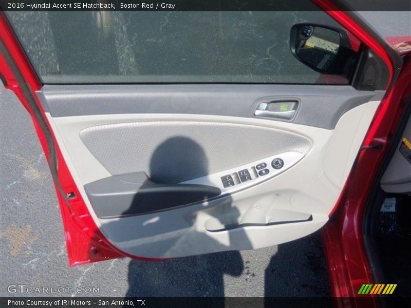 Boston Red / Gray 2016 Hyundai Accent SE Hatchback