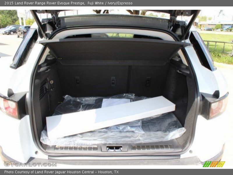 Fuji White / Ivory/Espresso 2015 Land Rover Range Rover Evoque Prestige