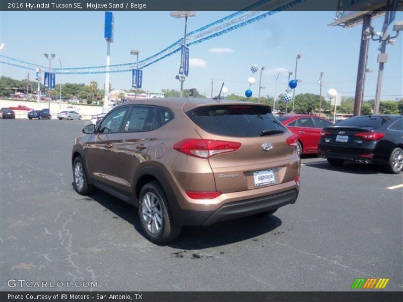 Mojave Sand / Beige 2016 Hyundai Tucson SE