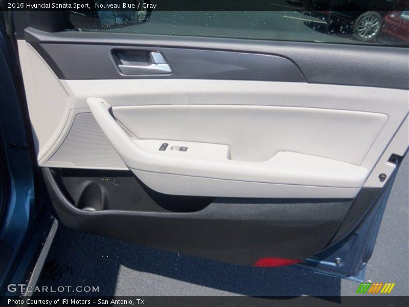 Nouveau Blue / Gray 2016 Hyundai Sonata Sport