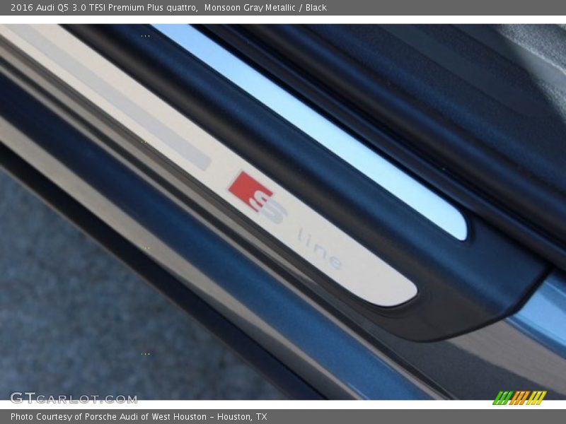 Monsoon Gray Metallic / Black 2016 Audi Q5 3.0 TFSI Premium Plus quattro