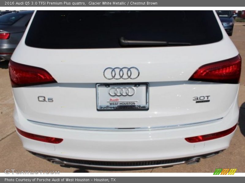 Glacier White Metallic / Chestnut Brown 2016 Audi Q5 3.0 TFSI Premium Plus quattro