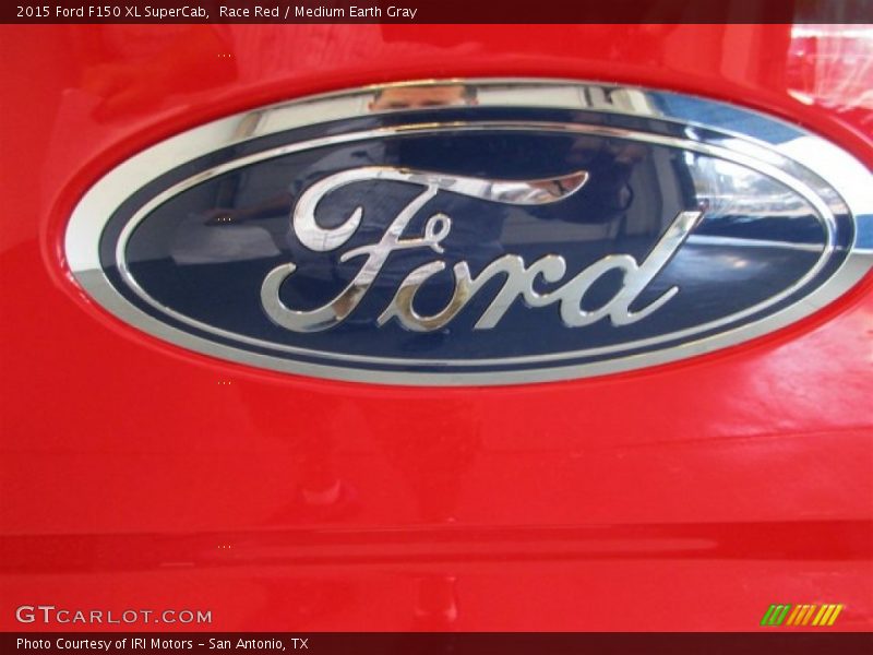 Race Red / Medium Earth Gray 2015 Ford F150 XL SuperCab