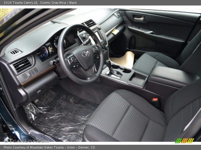 Cosmic Gray Mica / Black 2016 Toyota Camry LE