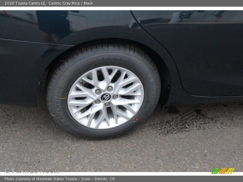 Cosmic Gray Mica / Black 2016 Toyota Camry LE