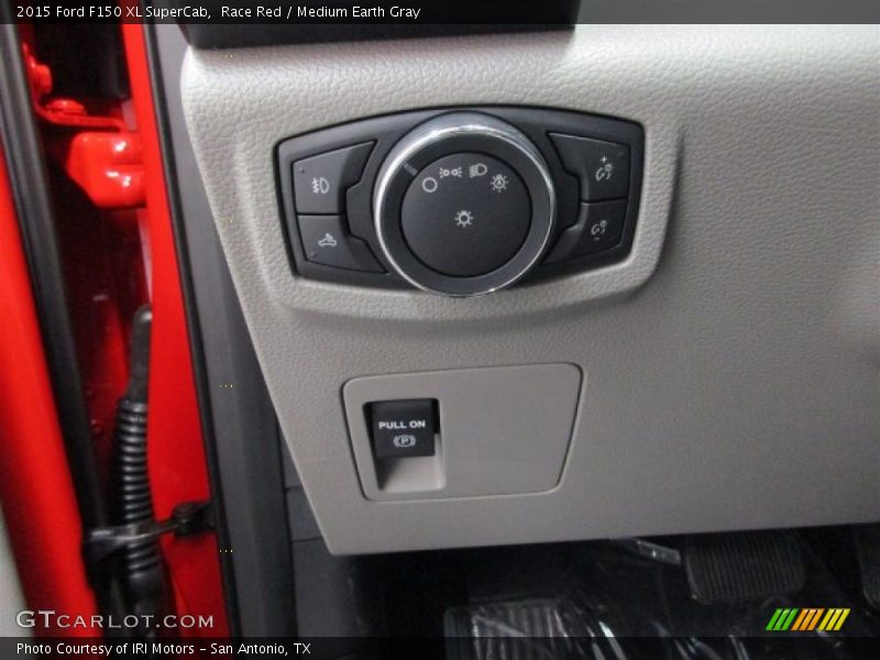 Race Red / Medium Earth Gray 2015 Ford F150 XL SuperCab
