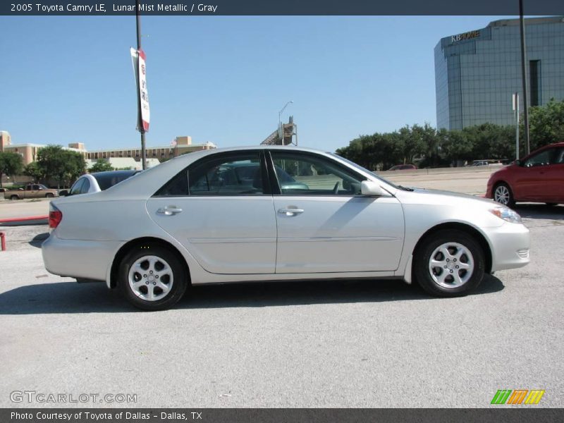 Lunar Mist Metallic / Gray 2005 Toyota Camry LE