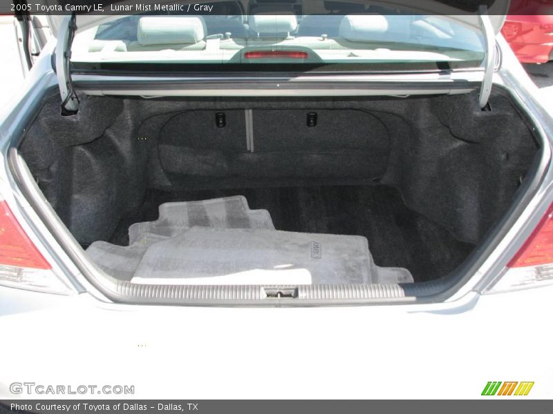 Lunar Mist Metallic / Gray 2005 Toyota Camry LE