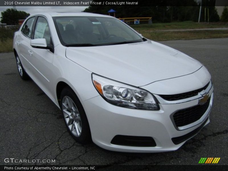 Iridescent Pearl Tricoat / Cocoa/Light Neutral 2016 Chevrolet Malibu Limited LT