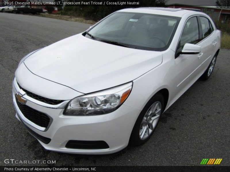 Iridescent Pearl Tricoat / Cocoa/Light Neutral 2016 Chevrolet Malibu Limited LT
