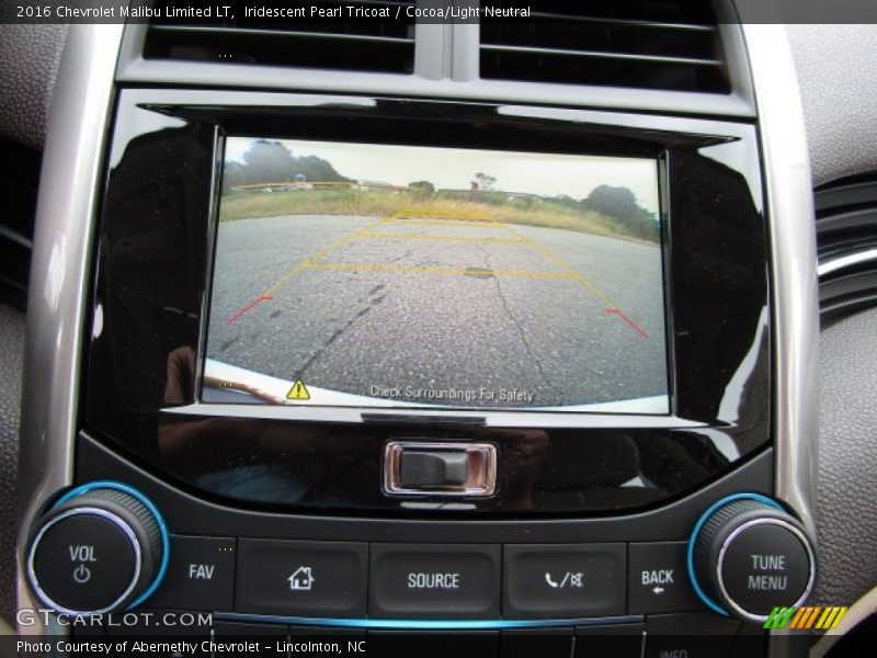 Iridescent Pearl Tricoat / Cocoa/Light Neutral 2016 Chevrolet Malibu Limited LT