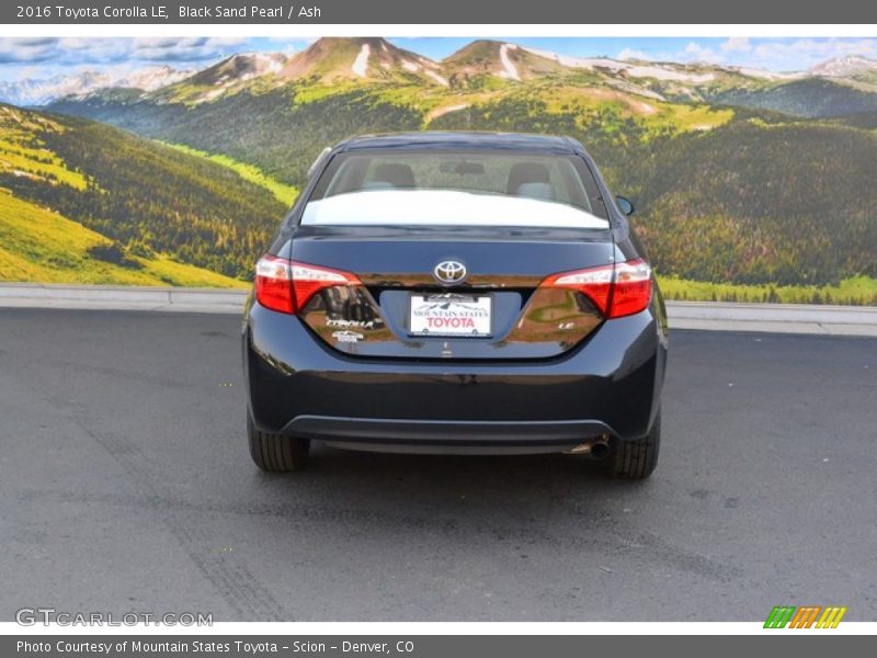 Black Sand Pearl / Ash 2016 Toyota Corolla LE