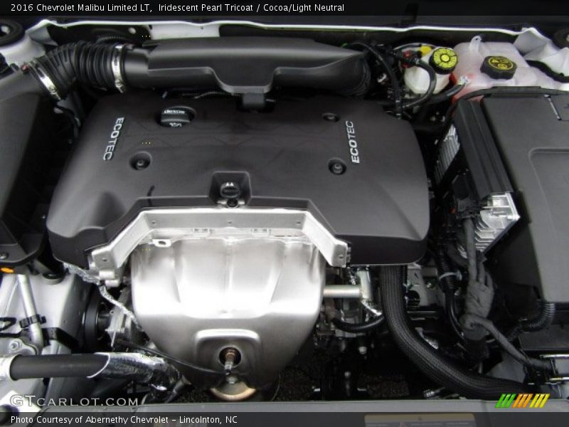 Iridescent Pearl Tricoat / Cocoa/Light Neutral 2016 Chevrolet Malibu Limited LT