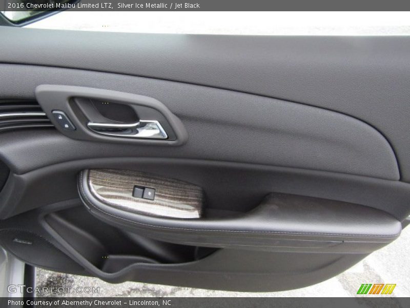 Silver Ice Metallic / Jet Black 2016 Chevrolet Malibu Limited LTZ