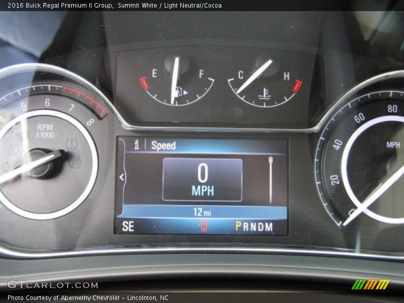 Summit White / Light Neutral/Cocoa 2016 Buick Regal Premium II Group