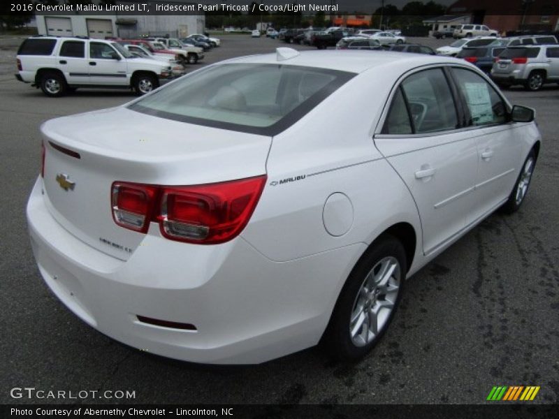 Iridescent Pearl Tricoat / Cocoa/Light Neutral 2016 Chevrolet Malibu Limited LT