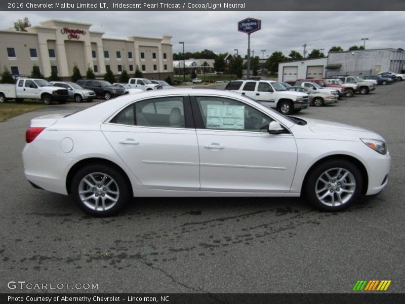 Iridescent Pearl Tricoat / Cocoa/Light Neutral 2016 Chevrolet Malibu Limited LT