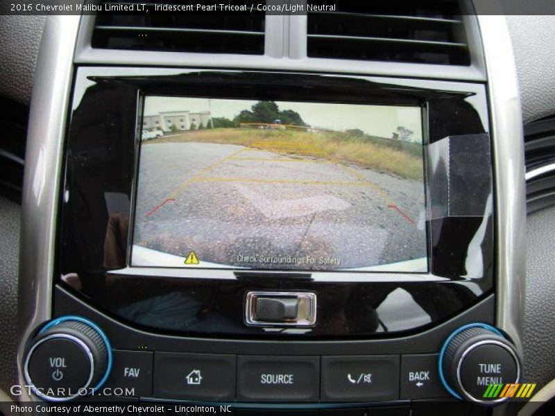 Iridescent Pearl Tricoat / Cocoa/Light Neutral 2016 Chevrolet Malibu Limited LT