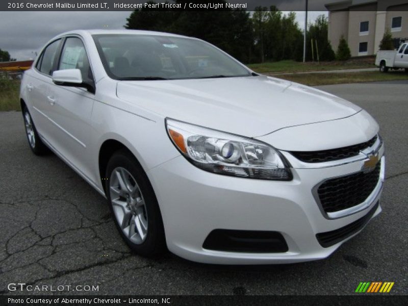 Iridescent Pearl Tricoat / Cocoa/Light Neutral 2016 Chevrolet Malibu Limited LT