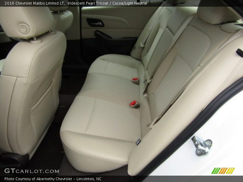 Iridescent Pearl Tricoat / Cocoa/Light Neutral 2016 Chevrolet Malibu Limited LT